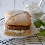 Burger à l’agneau et au quinoa