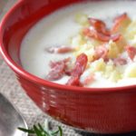 Soupe de pommes de terre, cheddar et bacon