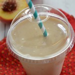 Smoothie pêches lait d’amandes